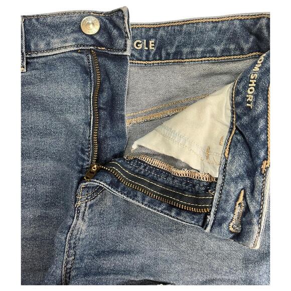 American Eagle Shorts Womens 4 Blue Denim Mom Short High Rise Frayed Hem Stretch - Picture 3 of 15